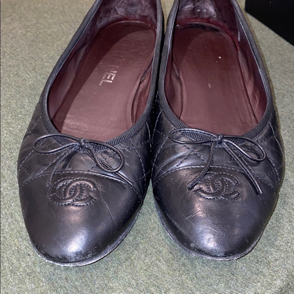 Chanel black shoes - Picture 4 of 5